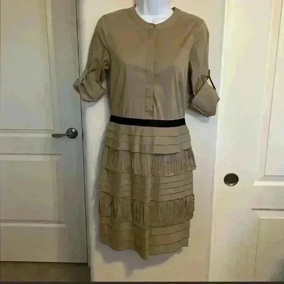 𝅺bcbgmaxazria Brown Ruffle with 3/4 Long Sleeves Dress - Picture 1 of 6